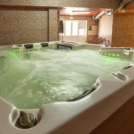 Hotel Tarmarplace 3*