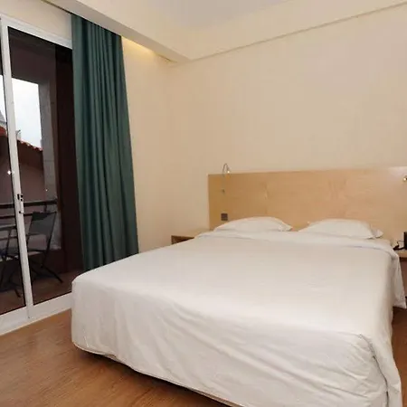 Tarmarplace Hotel 3*